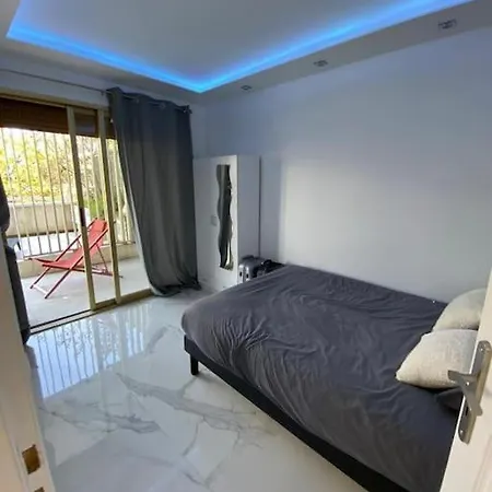 Croisette Immo Luxueux Rooftop 2chambres Derriere Le Grand アパート *